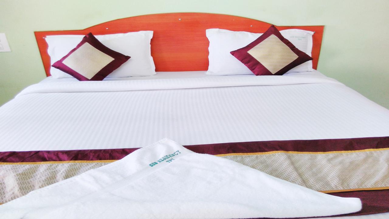 Ssb Residency Hotel Tirupati Buitenkant foto