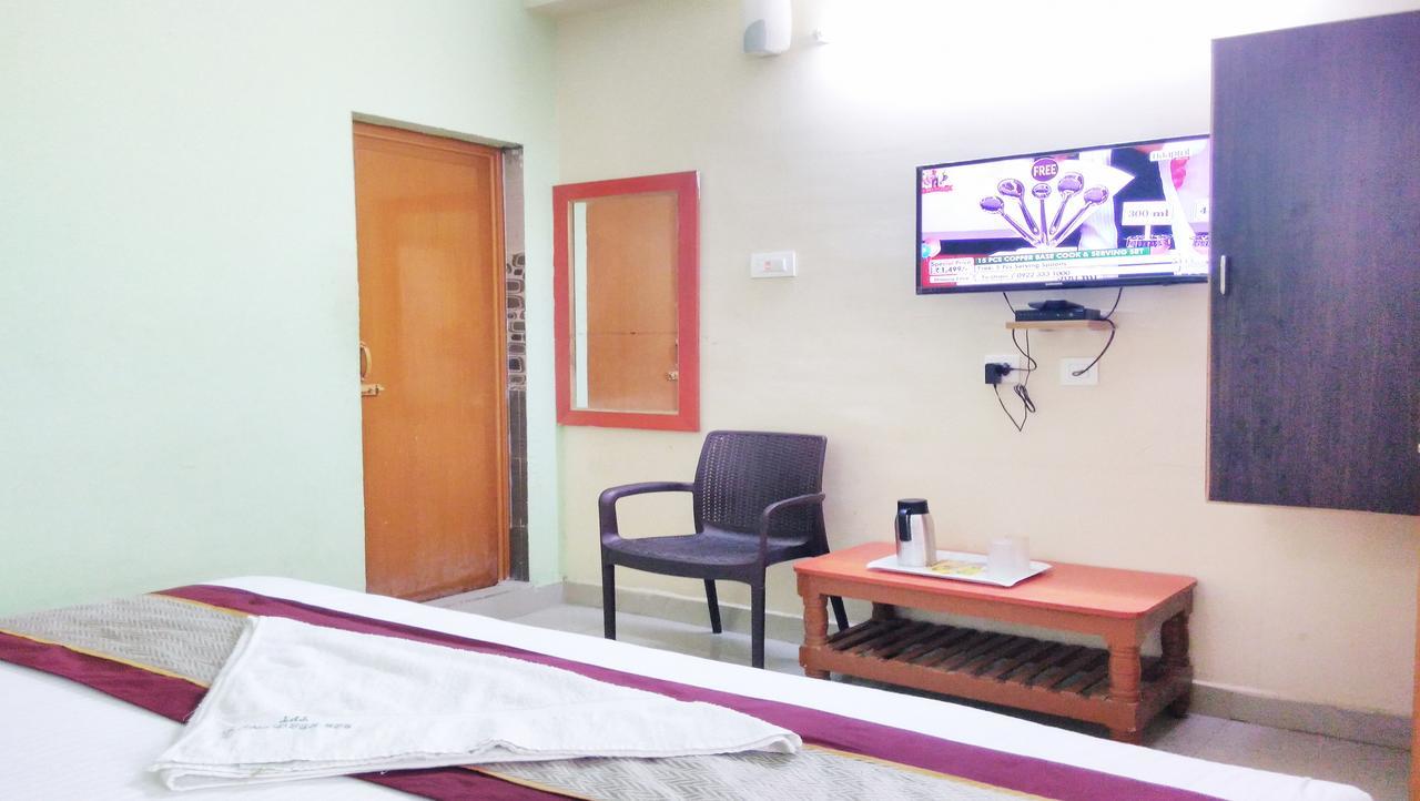 Ssb Residency Hotel Tirupati Buitenkant foto