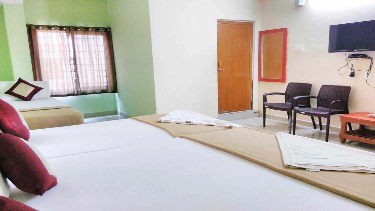 Ssb Residency Hotel Tirupati Buitenkant foto