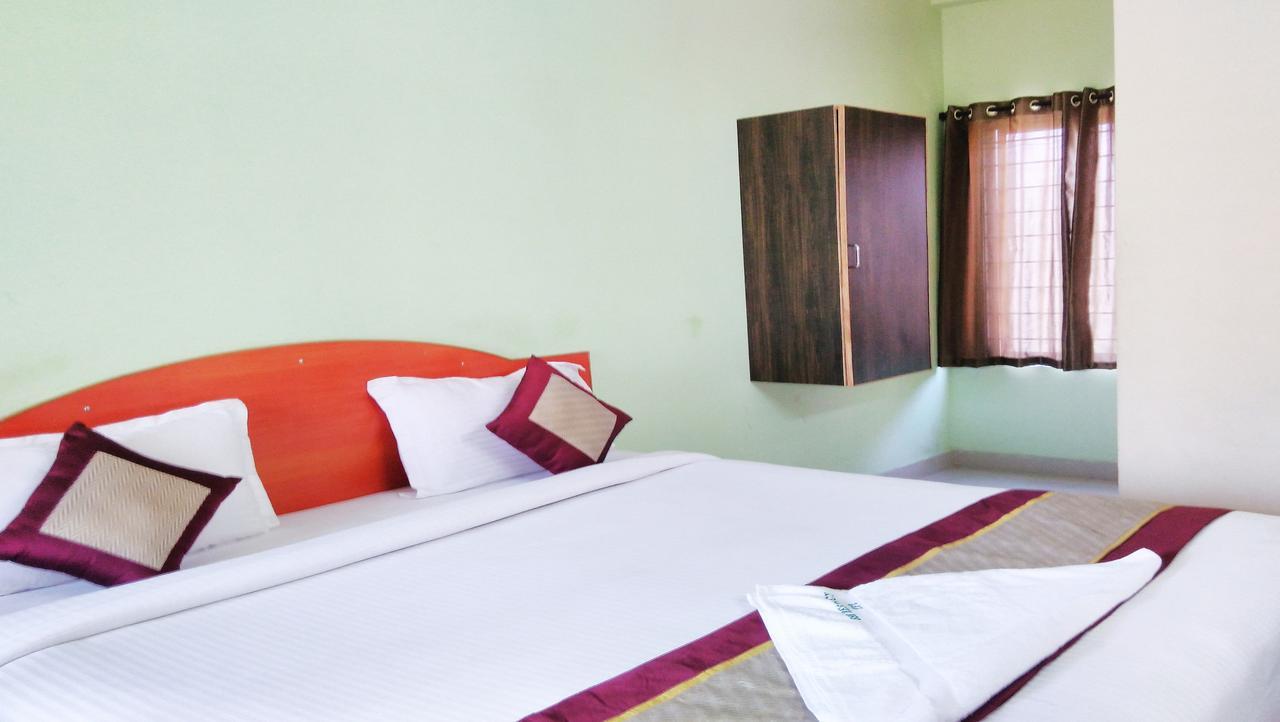 Ssb Residency Hotel Tirupati Buitenkant foto